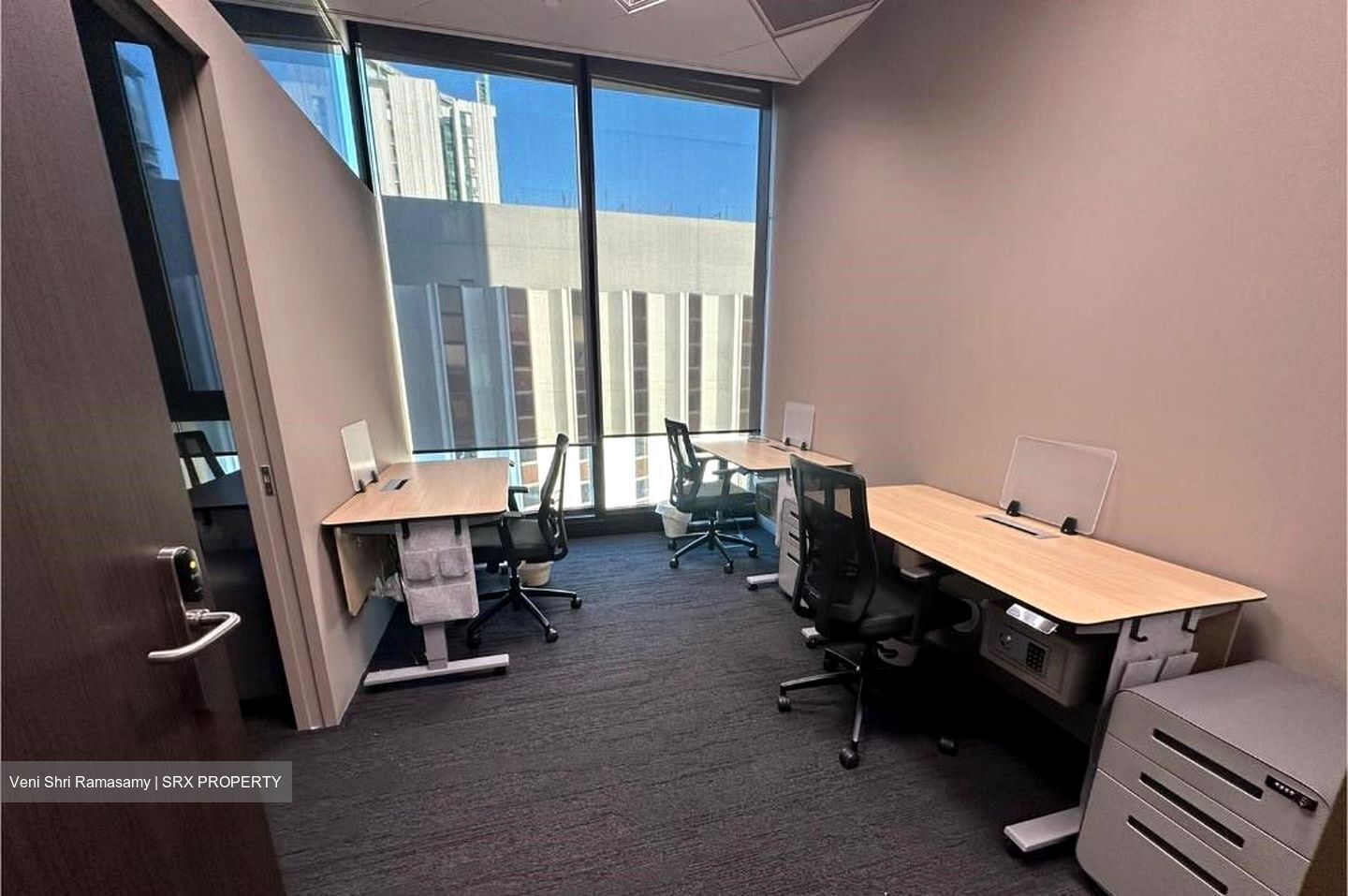 Hub Synergy Point (D2), Office #487059451